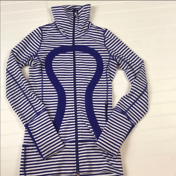 lululemon athletica Jackets & Blazers - Lululemon size 2 blue/white stripe zip up jacket